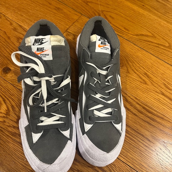 Nike Sacai Blazer Lows - Picture 2 of 4